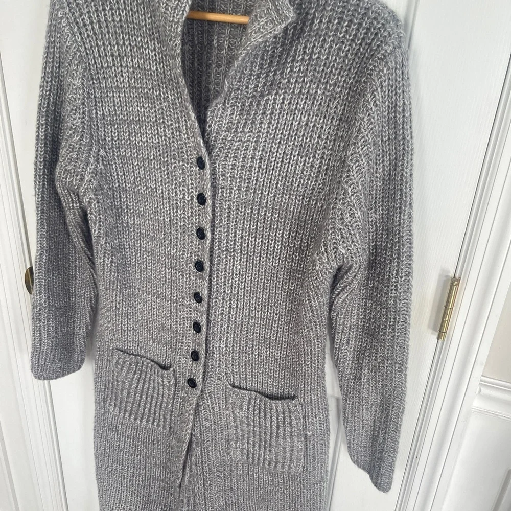 KUBITU Gray Chunky Knit Long Sweater Women’s Large (runs small!) Boho Indie - Picture 2 of 9